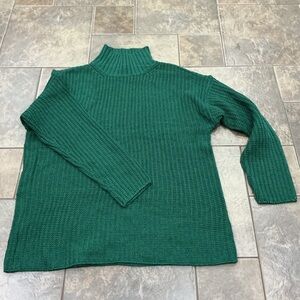 🥵 Forest Green Turtleneck Sweater for Women